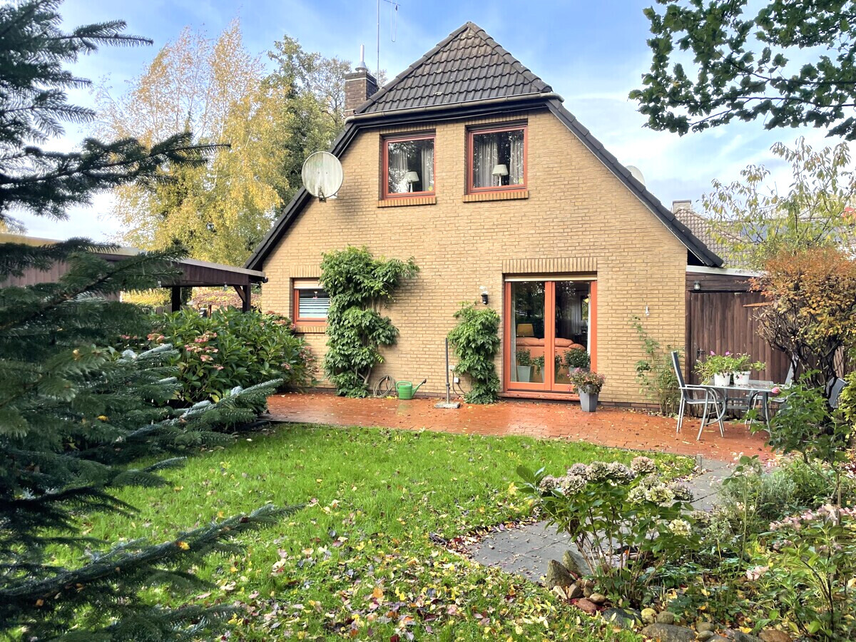 Titel | Terrasse | Garten