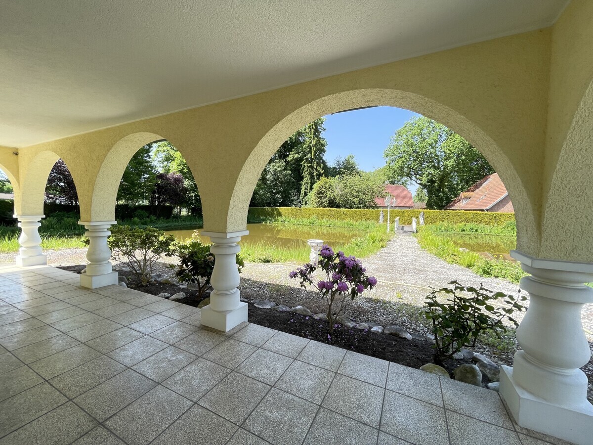 Überdachte Terrasse