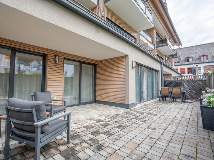 topspeed-immobilien-Terrasse-Steiermark-Schladming-Hochwertige,_vollmöblierte_91,75m²_Mietwohnung_mit_Tiefgarage_und_2_Schlafzimmern_im_Zentrum