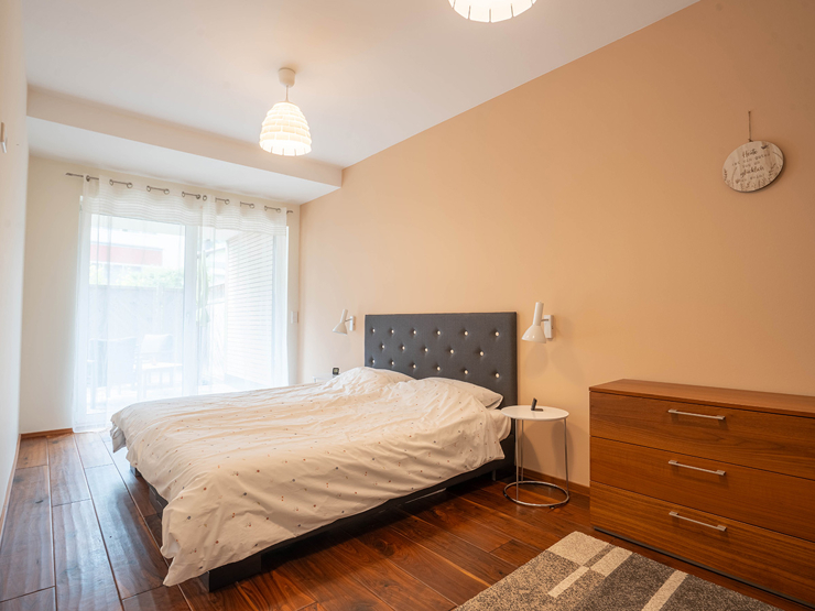 topspeed-immobilien-Schlafzimmer 2-Steiermark-Schladming-Hochwertige,_vollmöblierte_91,75m²_Mietwohnung_mit_Tiefgarage_und_2_Schlafzimmern_im_Zentrum