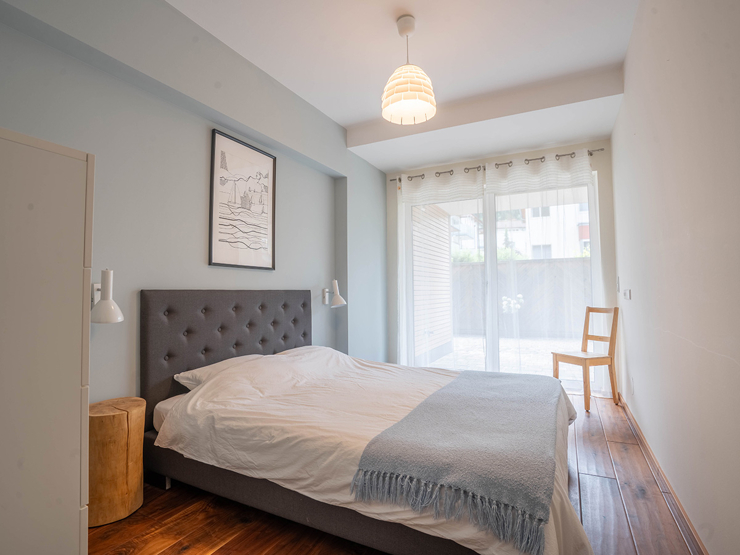 topspeed-immobilien-Schlafzimmer-Steiermark-Schladming-Hochwertige,_vollmöblierte_91,75m²_Mietwohnung_mit_Tiefgarage_und_2_Schlafzimmern_im_Zentrum