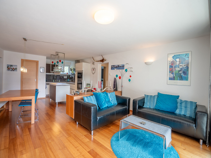 topspeed-immobilien-Wohnzimmer-Salzburg-Altenmarkt_im_Pongau-Großzügige_107m²_Wohnung_in_zentraler_Lage_mit_3_Schlafzimmern