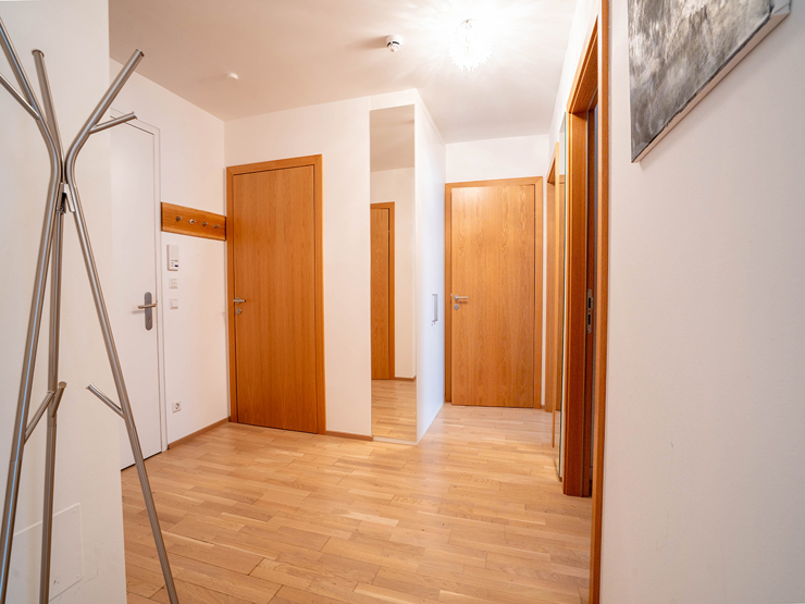 topspeed-immobilien-Foyer-Steiermark-Schladming-84,52_m²_Anlage-Apartment_in_der_SUN_LODGE_–_Wellness,_Sauna,_Swimmingpool_Top_Aussicht,_Sonnenseite