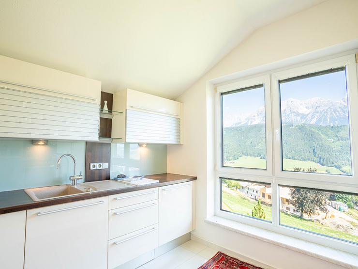topspeed-immobilien-Küche-Steiermark-Rohrmoos-Schladming_/_Rohrmoos_-_132_m²_Apartment_mit_Weitblick_u._Pistennähe