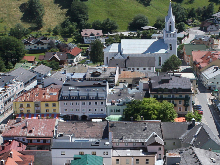 topspeed-immobilien-Luftbild-Steiermark-Schladming-Attraktive_Investment-Immobilie_im_Herzen_von_Schladming,_AAA-Lage_am_Hautplatz