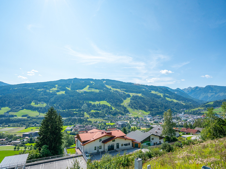 topspeed-immobilien-Aussicht 1-Steiermark-Schladming-HIGH_LEVEL_-_PENTHOUSE_in_Schladming_mit_Premium_Planaiblick!_4_SZ,_Sauna_und_riesige_Terrasse