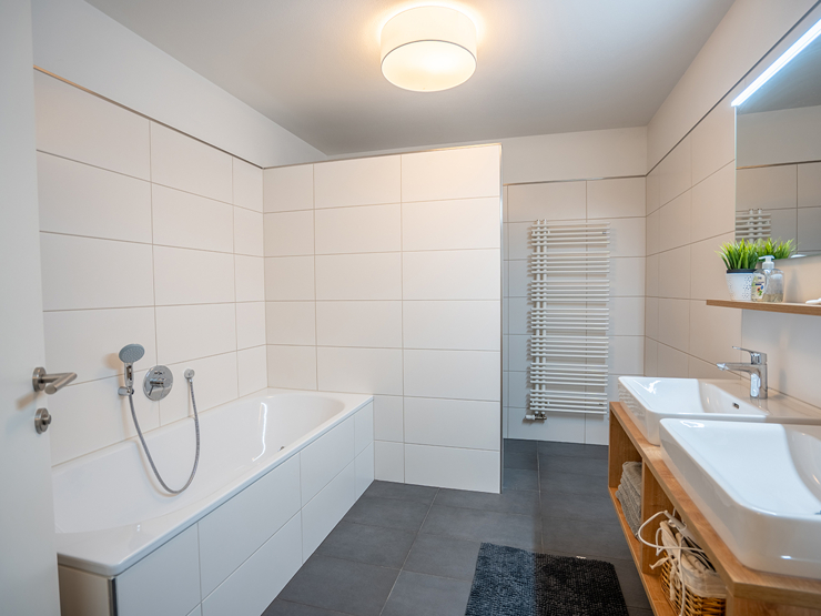 topspeed-immobilien-Bad-Salzburg-Altenmarkt_im_Pongau-Naturnah_&_zentral:_Stilvolle_4-Zimmer_Erdgeschosswohnung_mit_großer_Terrasse_im_Ski-Amadé_Skigebiet