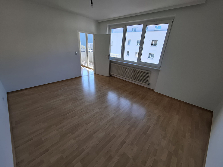 topspeed-immobilien-Schlafzimmer-Salzburg-Bischofshofen-2-Zimmer-Wohnung_mit_Balkon_im_Zentrum_von_Bischofshofen_zu_vermieten