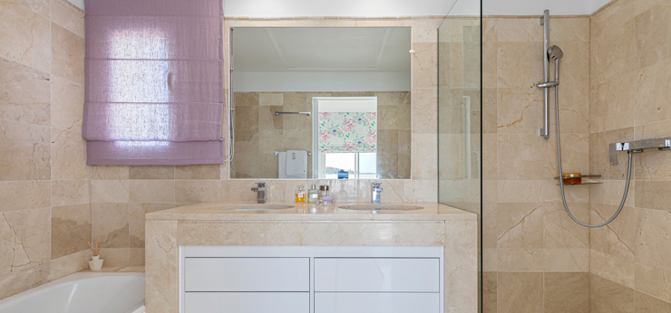 topspeed-immobilien---Marbella_/_Nueva_Andalucía-Leben_im_Paradies_-_Großzügiges_Duplex_Penthouse_auf_2_Etagen_in_Marbella/Spanien_mit_Meerblick