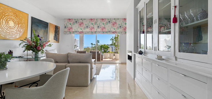 topspeed-immobilien---Marbella_/_Nueva_Andalucía-Leben_im_Paradies_-_Großzügiges_Duplex_Penthouse_auf_2_Etagen_in_Marbella/Spanien_mit_Meerblick