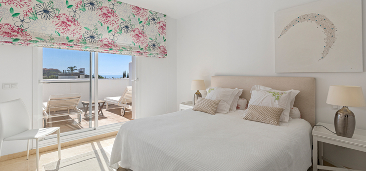 topspeed-immobilien---Marbella_/_Nueva_Andalucía-Leben_im_Paradies_-_Großzügiges_Duplex_Penthouse_auf_2_Etagen_in_Marbella/Spanien_mit_Meerblick