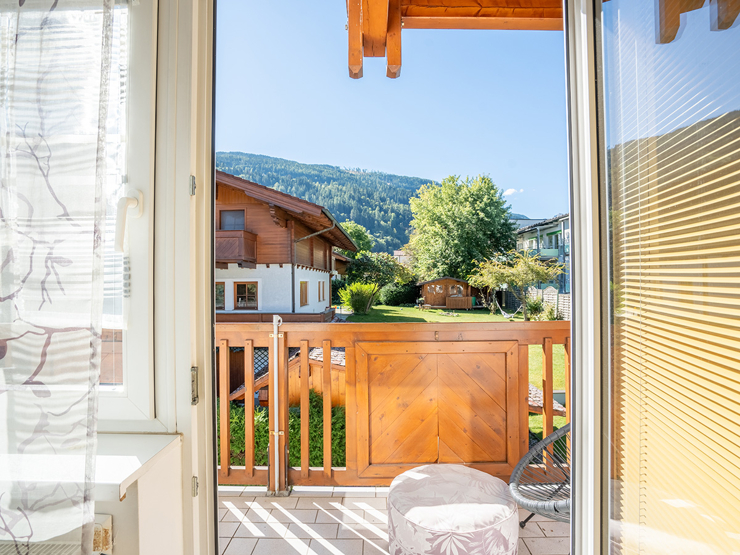 topspeed-immobilien-Balkon--Schladming-Sonnige_61_m²_Wohnung_mit_2_Schlafzimmer_&_Südbalkon_perfekte_Lage_in_Schladming