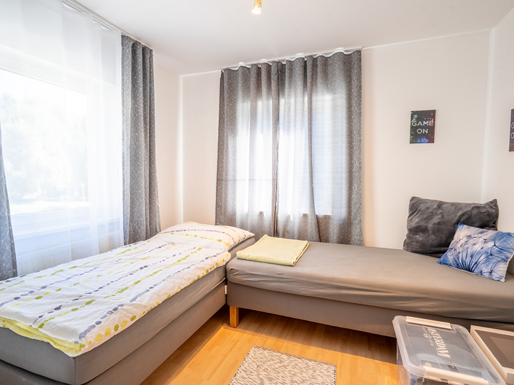 topspeed-immobilien-Schlafzimmer 2--Schladming-Sonnige_61_m²_Wohnung_mit_2_Schlafzimmer_&_Südbalkon_perfekte_Lage_in_Schladming