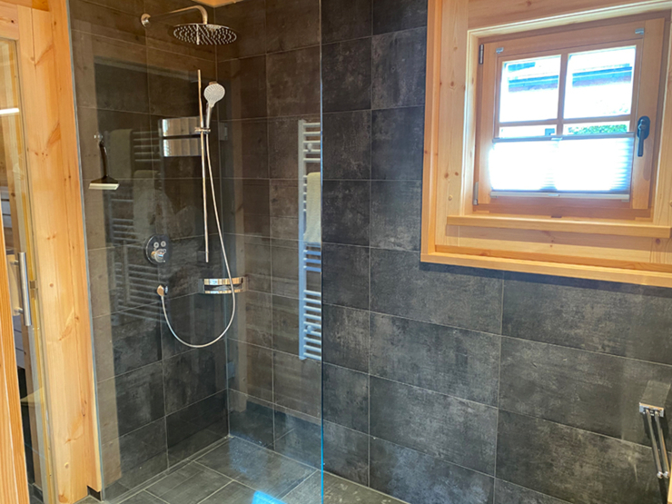 topspeed-immobilien-Bad/Sauna OG-Salzburg-Filzmoos-Chalet_in_Filzmoos_SKI_IN/SKI_OUT-_Investment_mit_touristischer_Vermietung_und_TOP_Rendite
