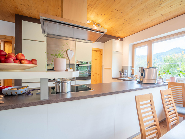 topspeed-immobilien-Küche-Salzburg-Forstau-Alpenresidenz_mit_beheiztem_Pool_&_Dachsteinblick–Traumlage_zwischen_Reiteralm_&_Fageralm_Ski_amadé