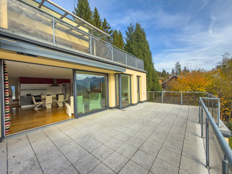 topspeed-immobilien-Terrasse-Salzburg-Radstadt-Sonnige_80_m²_Wohnung_mit_Weitblick_–_2_Schlafzimmer,_Top_Lage_in_Radstadt
