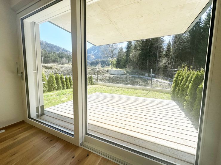 topspeed-immobilien-Aussicht Wohnbereich-Salzburg-Sankt_Johann_im_Pongau-2-Zimmer-Mietwohnung_mit_Garten_&_Tiefgarage_in_St._Johann_im_Pongau
