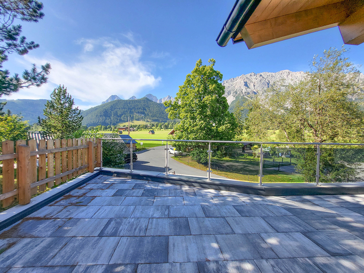 topspeed-immobilien-Terrasse-Steiermark-Ramsau_am_Dachstein-Panorama_Residenz_in_Ramsau_am_Dachstein:_Skiliftnähe,_Dachsteinblick_&_Panorama-Terrasse