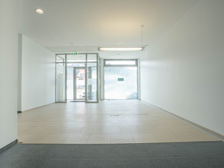topspeed-immobilien--Salzburg-Altenmarkt_im_Pongau-Vielseitige_Geschäftsfläche_in_frequentierter_Lage_von_Altenmarkt