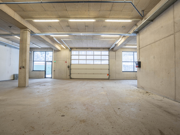 topspeed-immobilien--Salzburg-Eben_im_Pongau-Direkte_Autobahnanbindung_-_400m²_Werkstatt/Lager_mit_flexiblen_Nutzungsmöglichkeiten