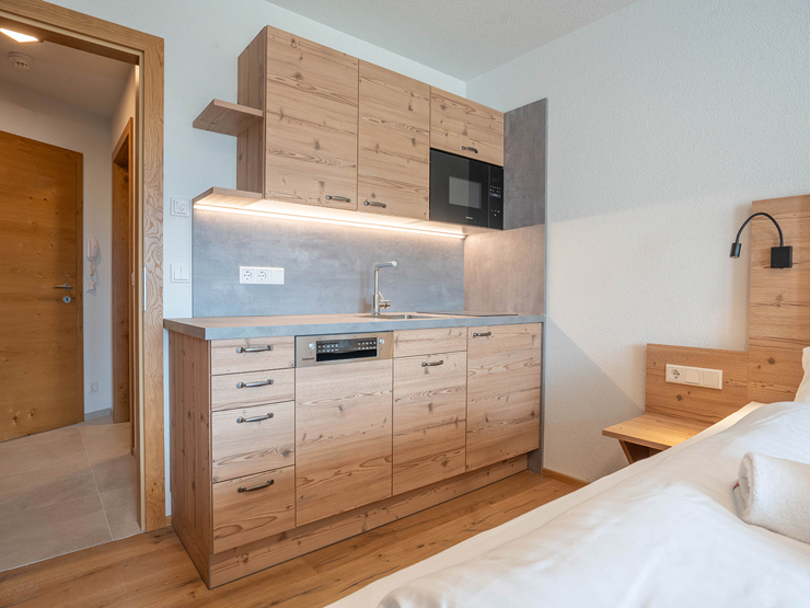 topspeed-immobilien-Ausstattung "Alpine"-Steiermark-Gröbming-26m²_Voll_möbliertes_Anlage-Apartment_mit_attraktivem_Vermietungspotenzial_und_Süd-Loggia