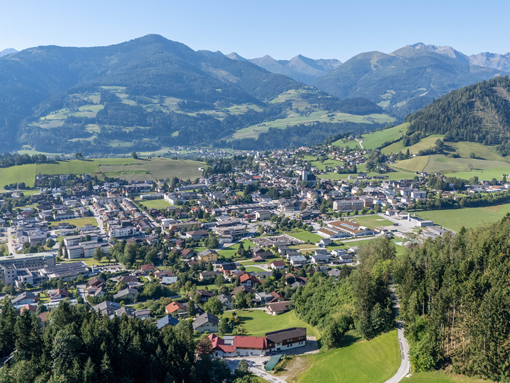 topspeed-immobilien--Steiermark-Gröbming-131,28m²_Voll_möbliertes_Premium-Anlage-Apartment_über_zwei_Etagen_und_XXL-Südterrasse