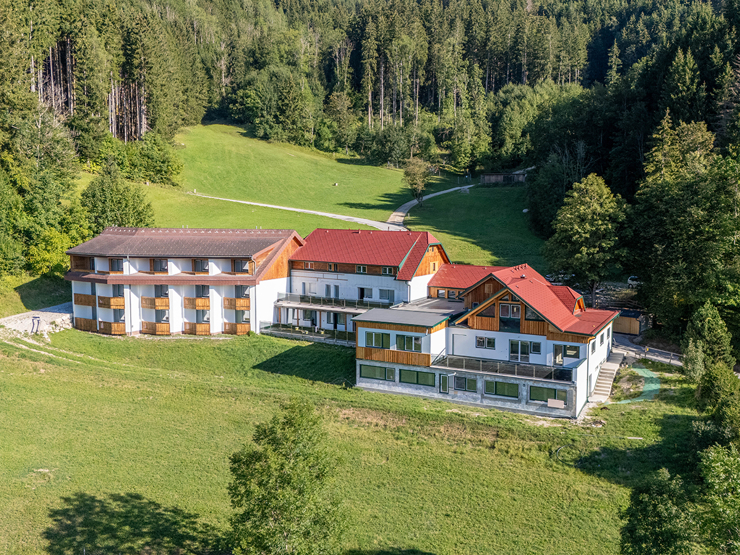 topspeed-immobilien--Steiermark-Gröbming-33_m²_Investment-Hit_mit_großzügiger_14,8_m²_Sonnenterrasse_|_Zwei_Zimmer_Anlage-Apartment