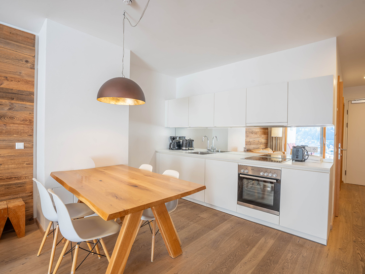 topspeed-immobilien-Küche-Steiermark-Schladming-ZWEITWOHNSITZ_oder_Vermietung_möglich!_53,58_m²_–_2-Zimmer-Apartment_in_der_SunLodge