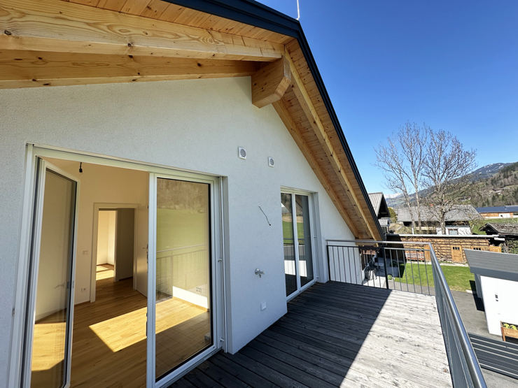 topspeed-immobilien-Balkon B1-Salzburg-Sankt_Johann_im_Pongau-Penthouse-Traum:_106_m²_Wohnfläche,_3_Schlafzimmer_&_2_Terrassen!