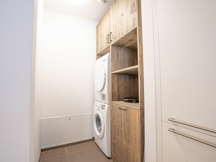topspeed-immobilien-Waschraum-Steiermark-Schladming-Ankommen,_abschalten,_bleiben_–_Zweitwohnsitz-Apartment_mit_Blick_auf_die_Planai