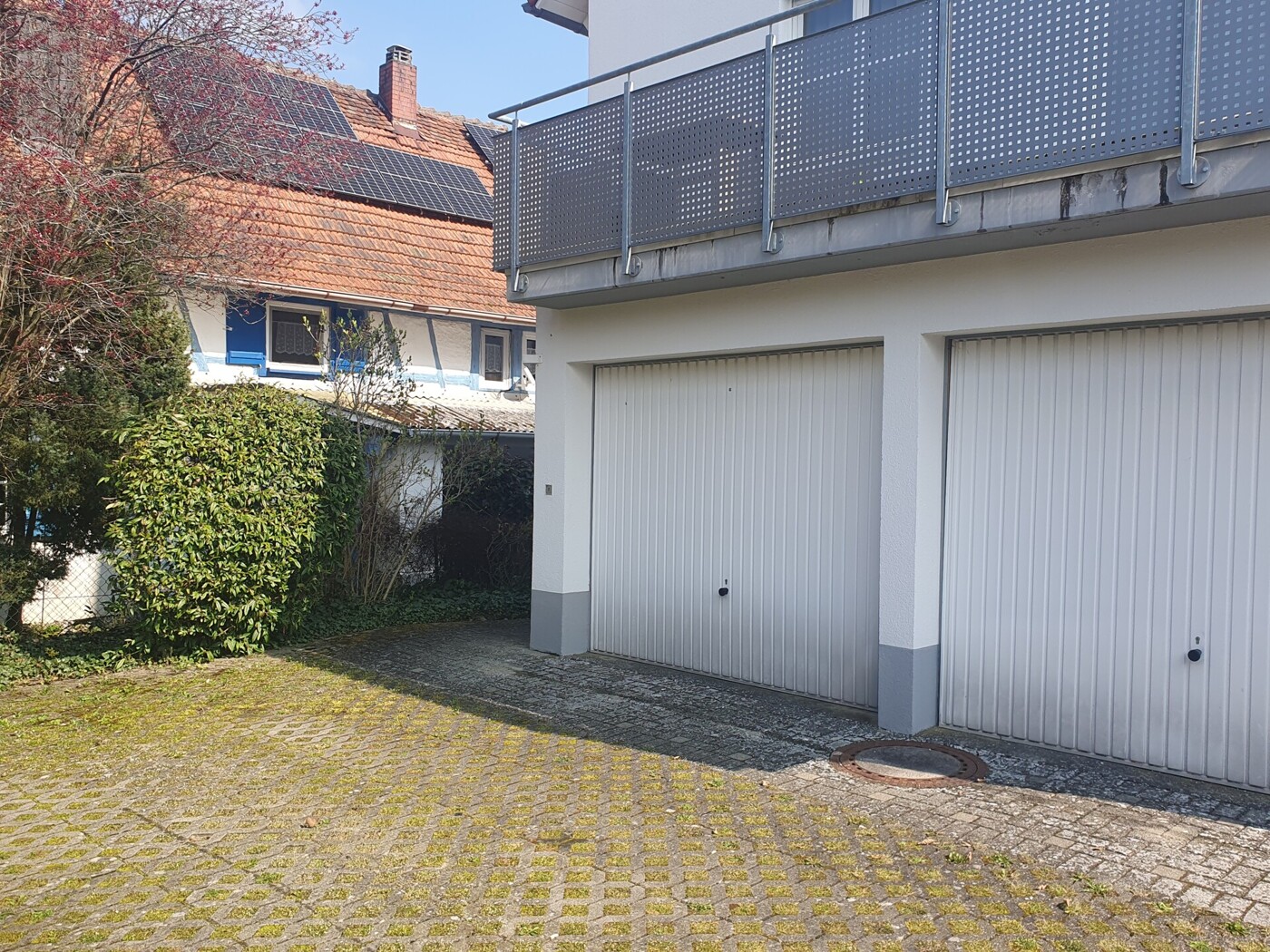 Garage links