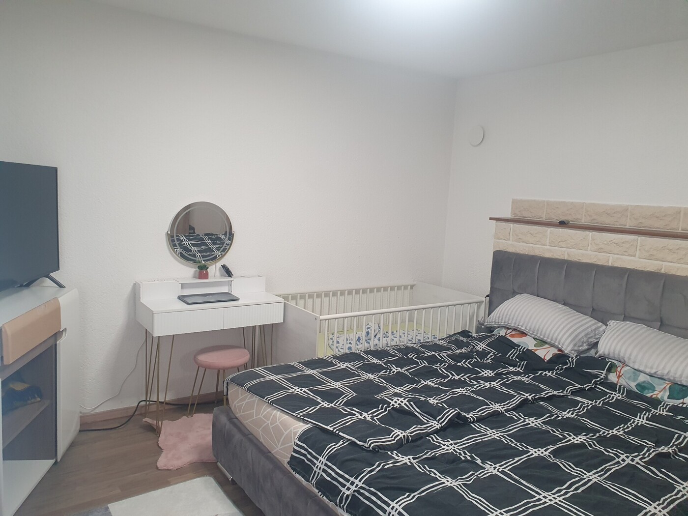 Schlafzimmer 1+2 OG