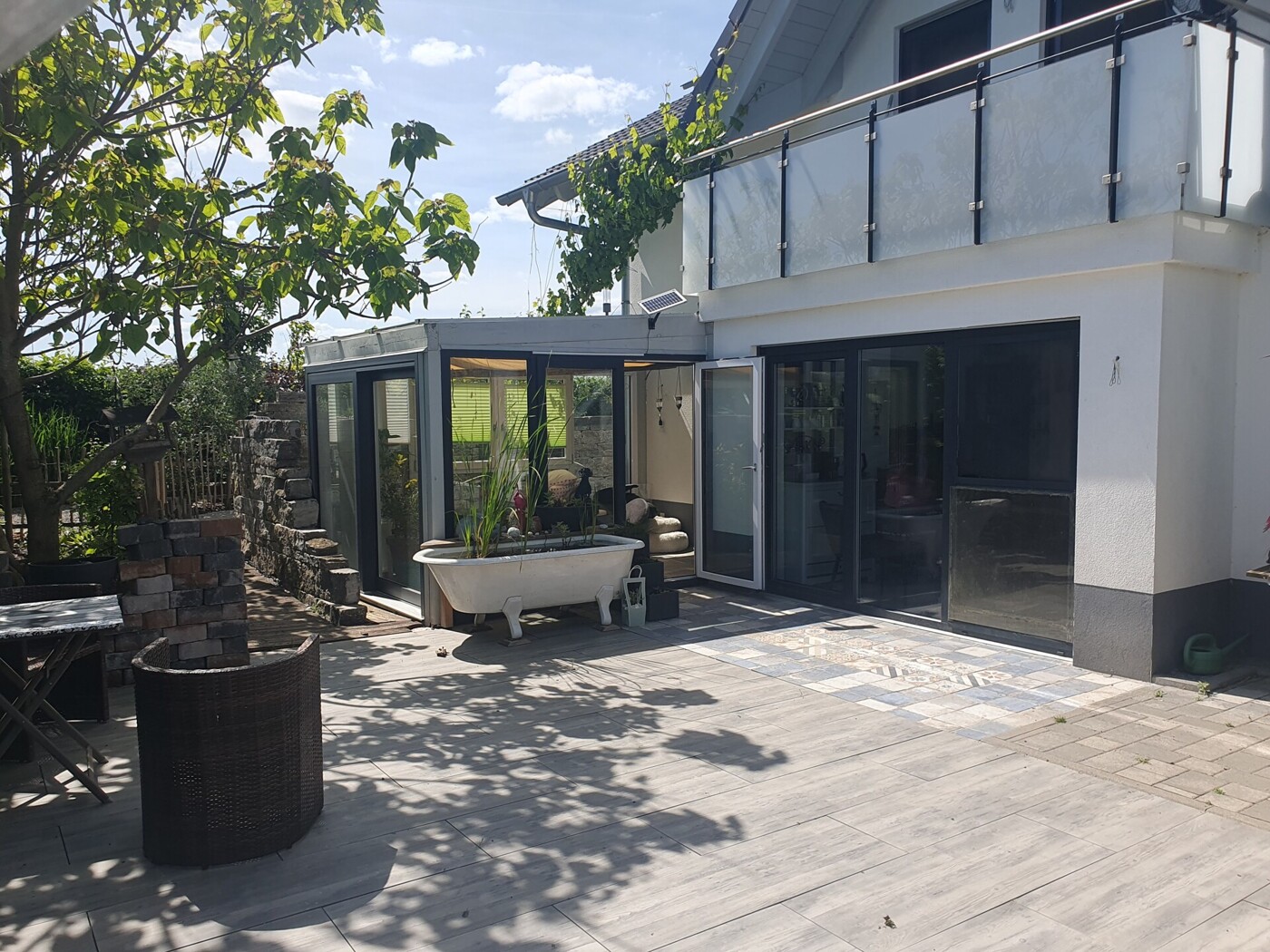 Terrasse EG u. Wintergarten