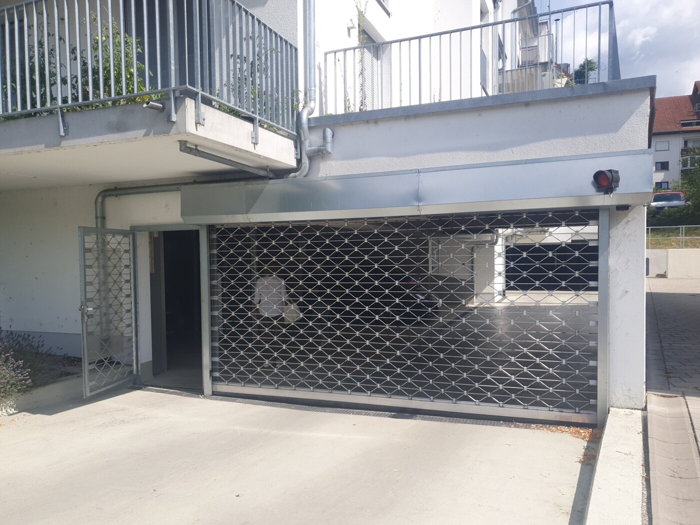 Eingang zur Garage