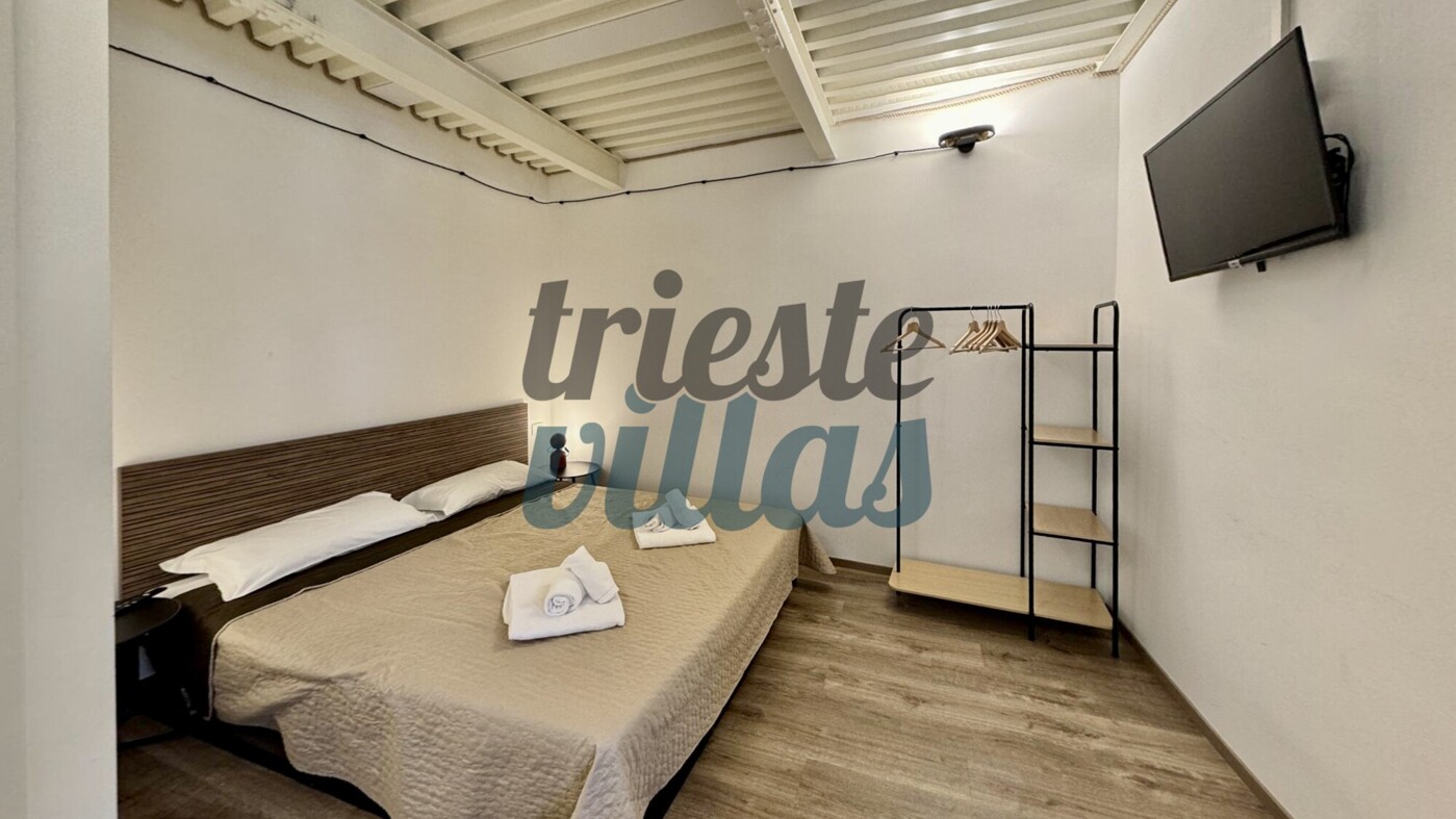 MUGGIA-FLOOR-1-LEFT-Bedroom 3