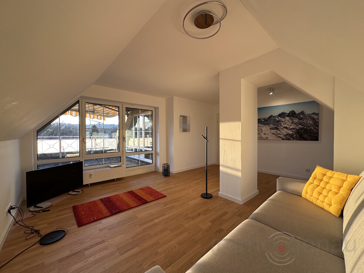 Atmosphärische, neuwertige 2,5-Zi.-Dachterrassen-Wohnung mit dezentem Bergblick ... - Foto 2