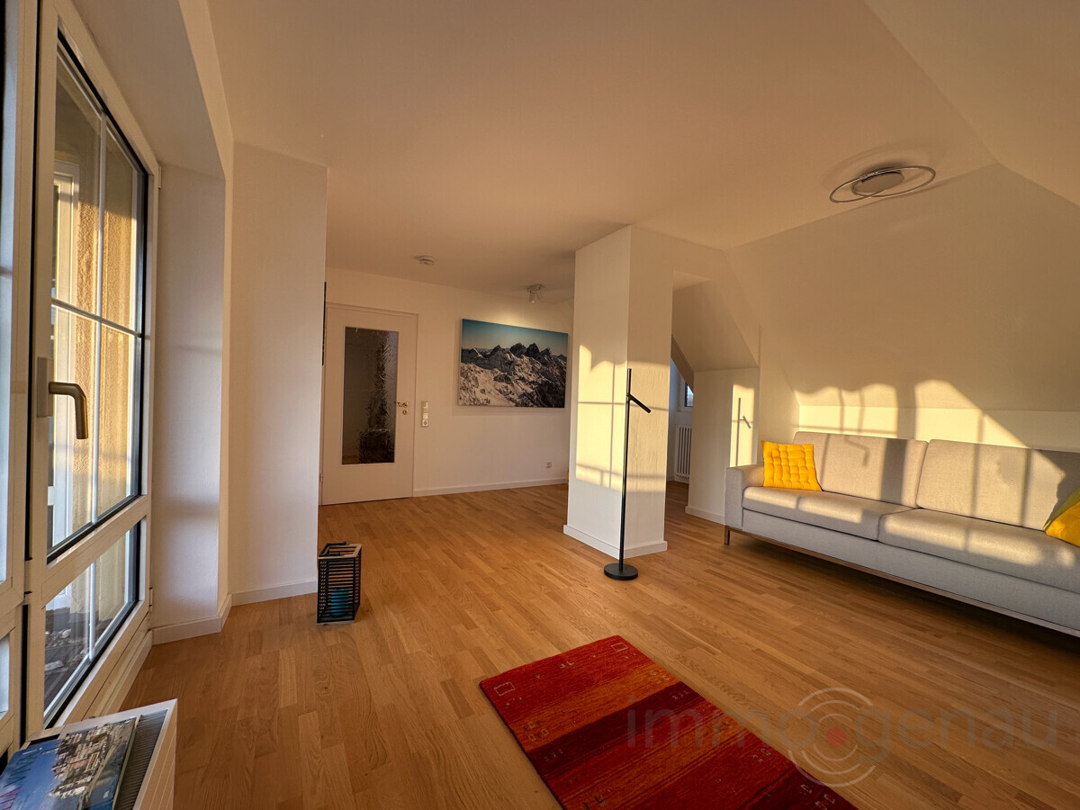 Atmosphärische, neuwertige 2,5-Zi.-Dachterrassen-Wohnung mit dezentem Bergblick ... - Foto 3