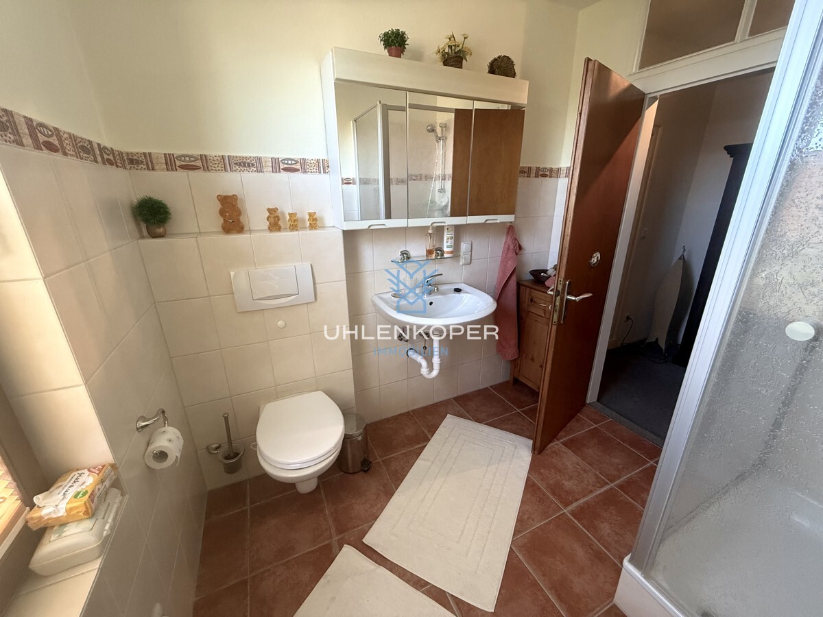 Wohnung 2 OG - Badezimmer