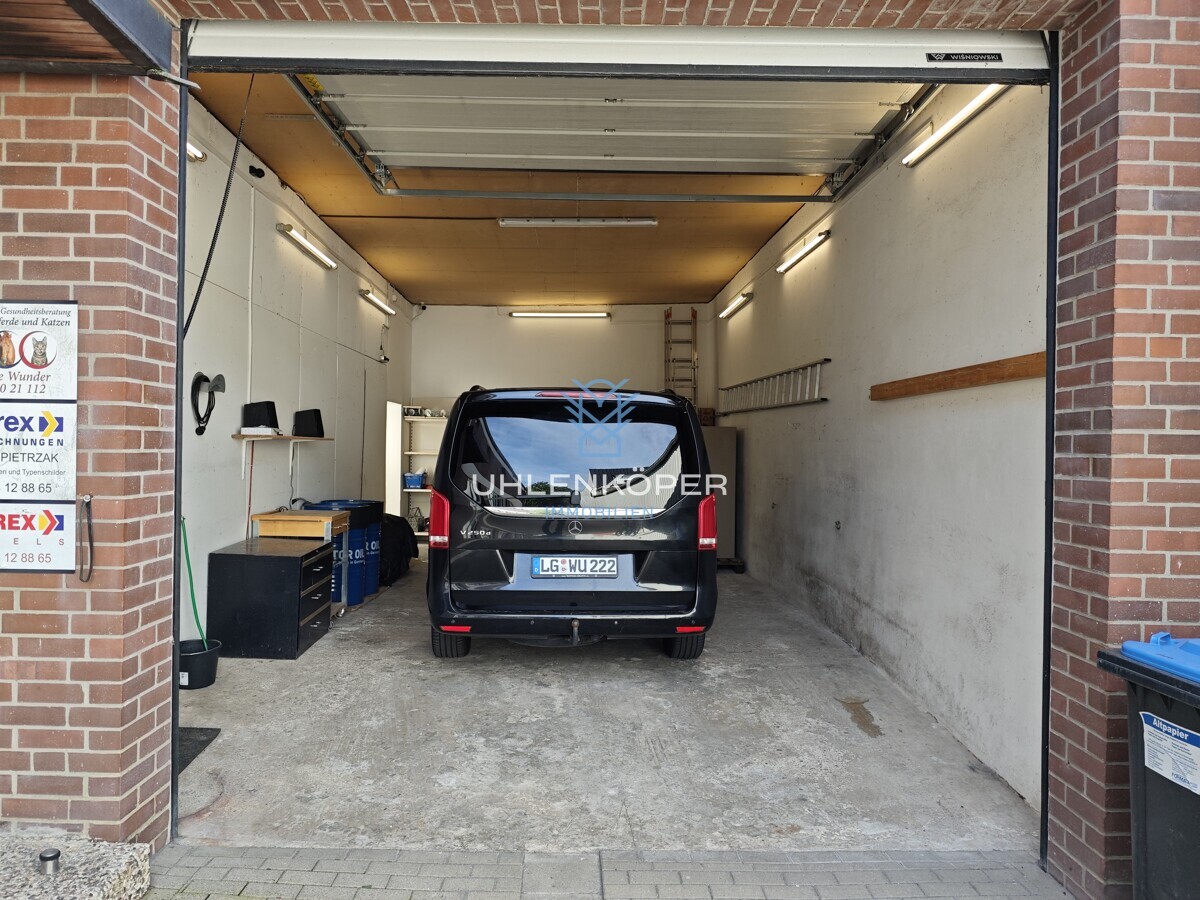 große Garage