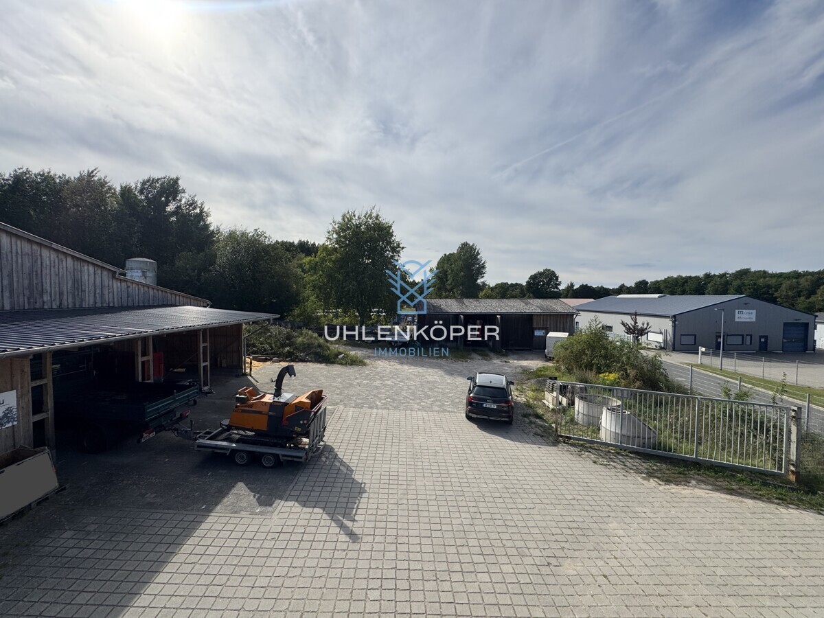 Halle 2 und Halle 1 in Übersicht