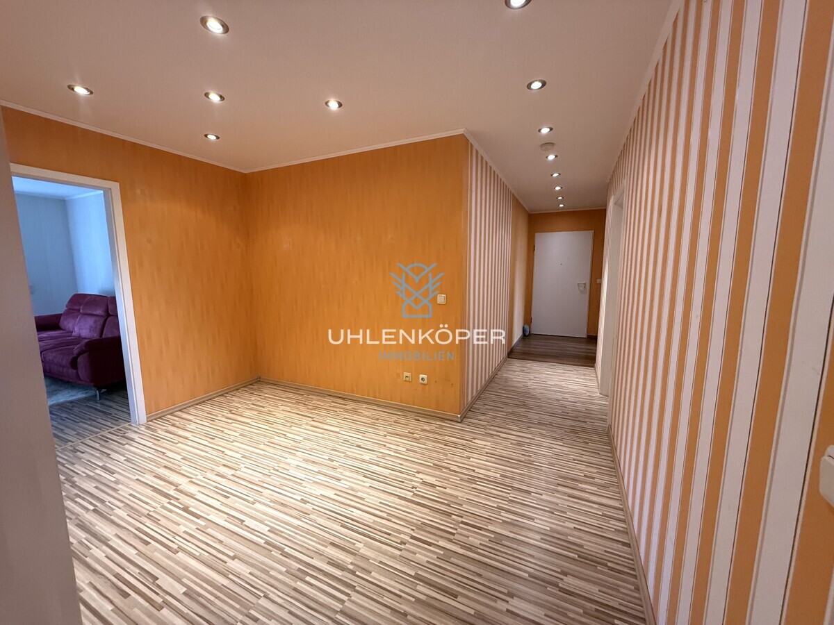 Flur mit Platz für mögliche Sitzecke