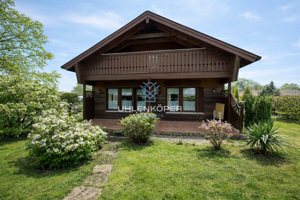 Repräsentative Vorderansicht der Immobilie