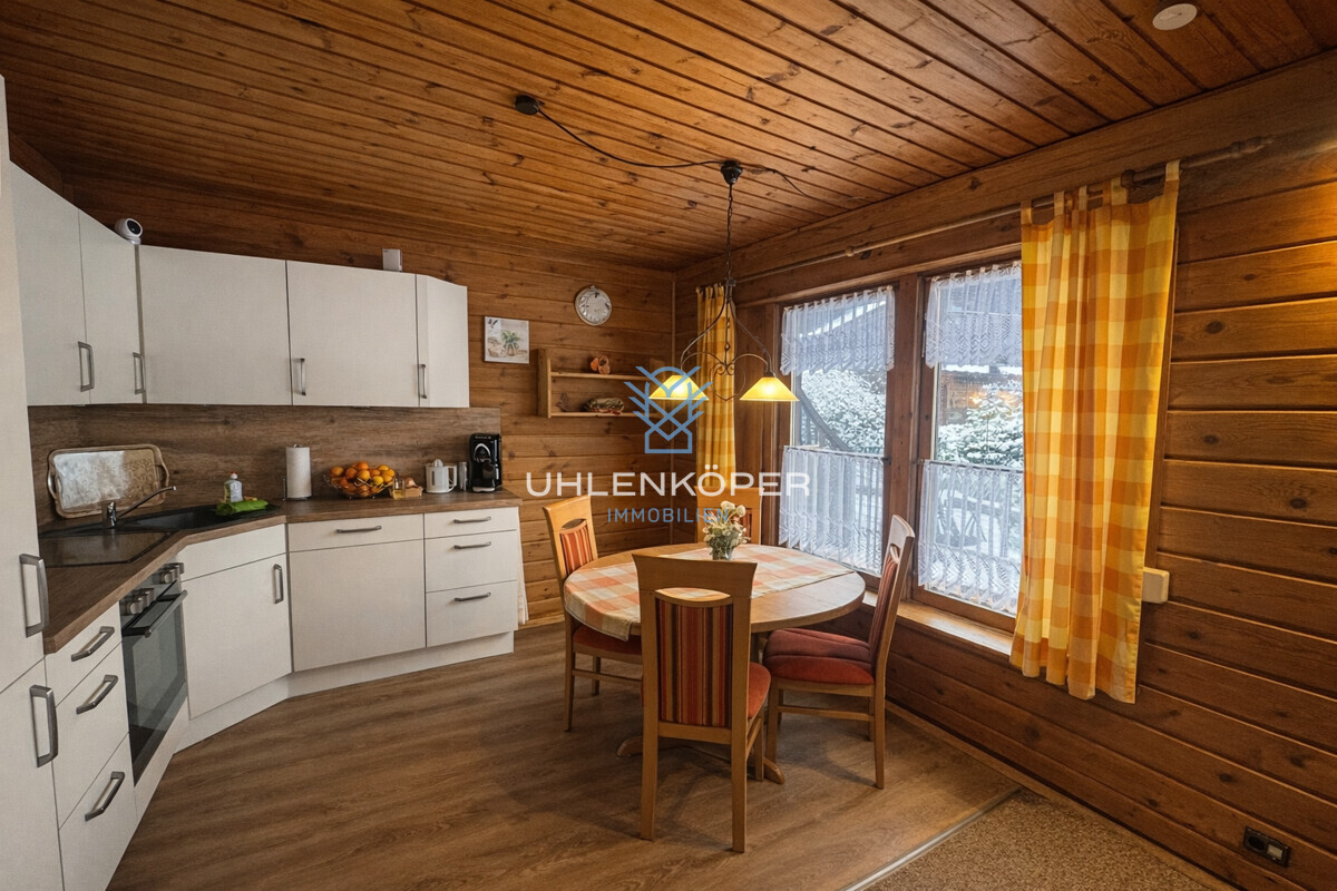 Helle Küche mit funktionalem Grundriss