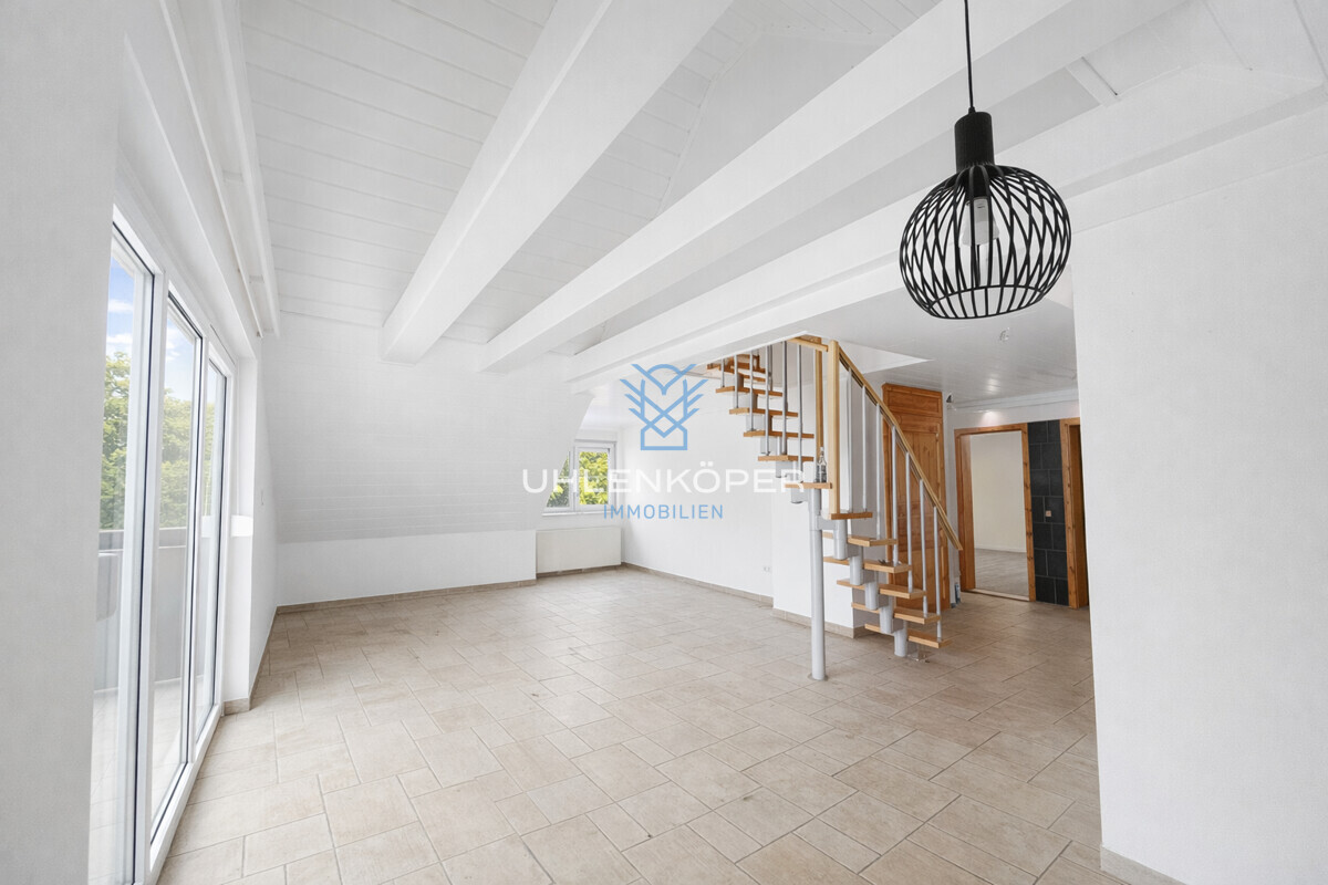 OG - Wohn- und Esszimmer