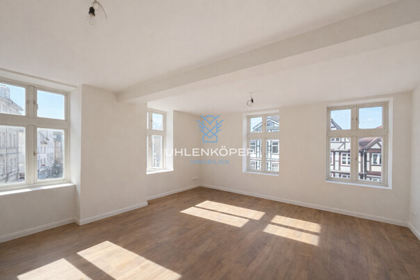 EB69C8D6-D6D8-4ABA-AC0B-51802FB0F1CC