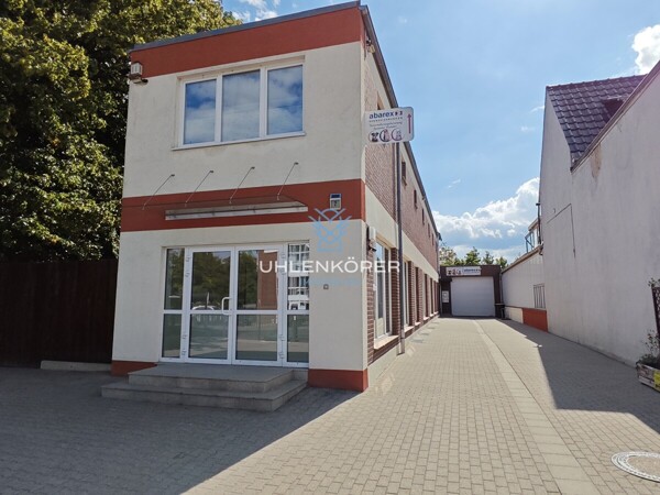 Auffahrt zur Garage144628
