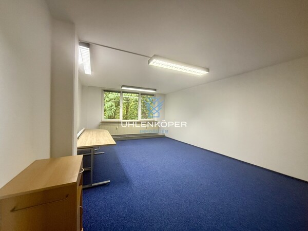 großes Büro