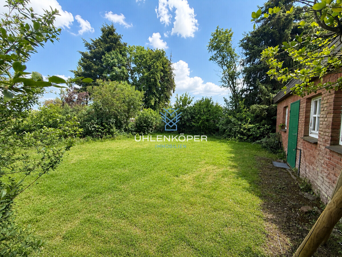 Gartenbereich hinter dem Haus