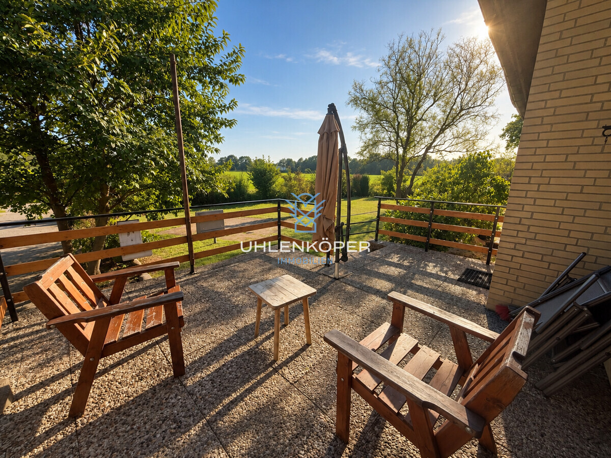 Terrassenbereich mit Blick ins Grüne
