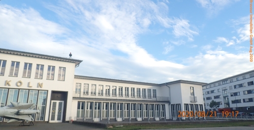 Rechte Seite ehemalige Empfangshalle des Butz